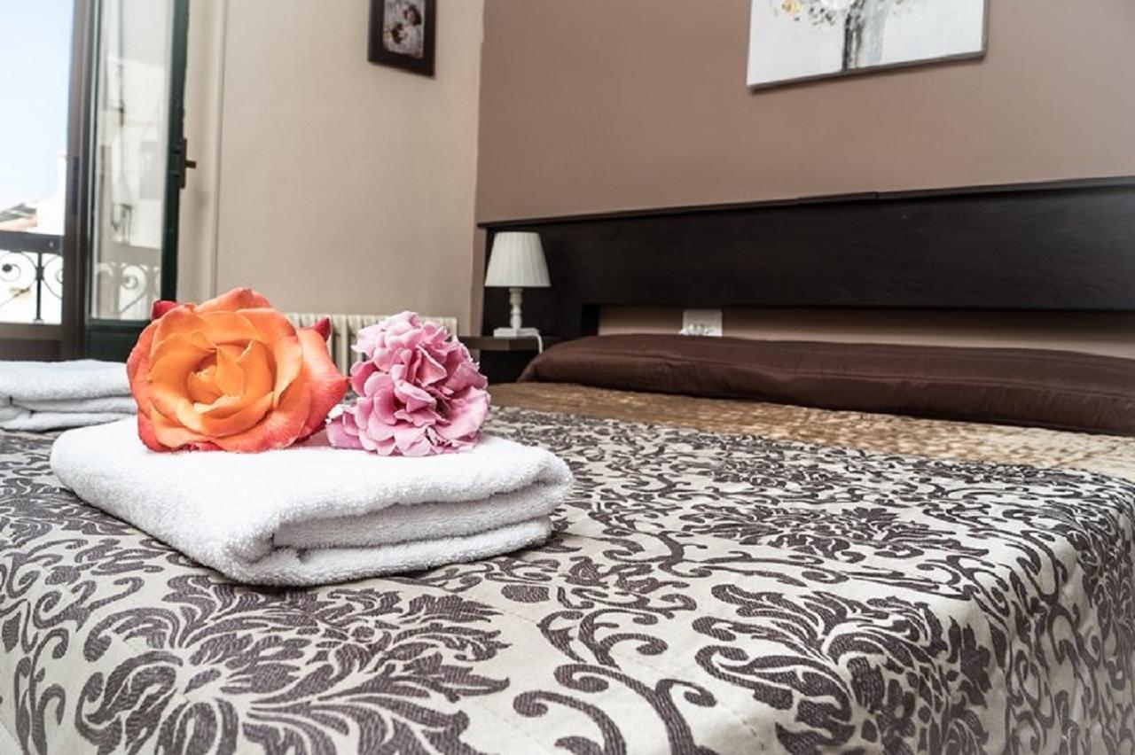 Apartamentos Turisticos Avila La Catedral 外观 照片