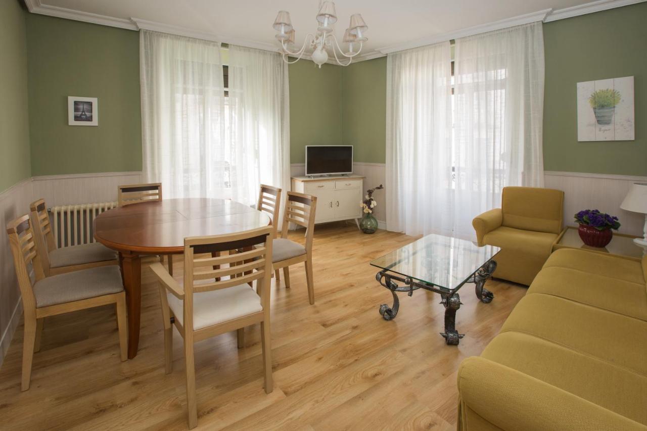 Apartamentos Turisticos Avila La Catedral 外观 照片