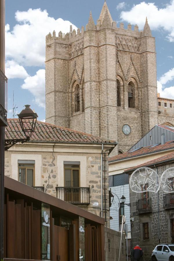 Apartamentos Turisticos Avila La Catedral 外观 照片