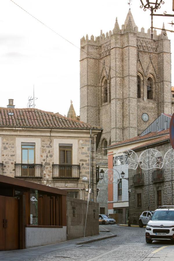 Apartamentos Turisticos Avila La Catedral 外观 照片